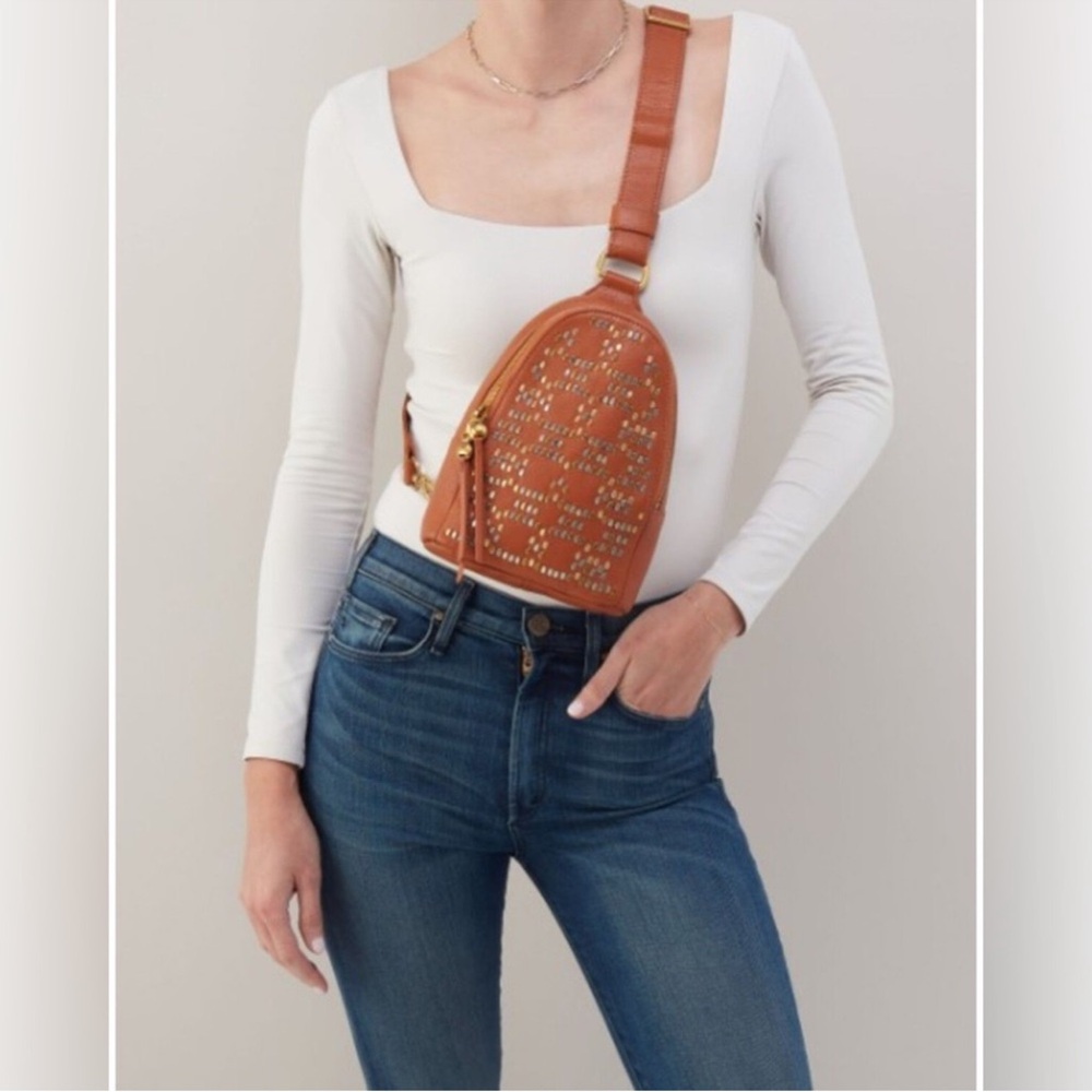 NWT Fern Hobo Sling Bag in Pebbled Leather Studded Warm Honey - Picture 3 of 12